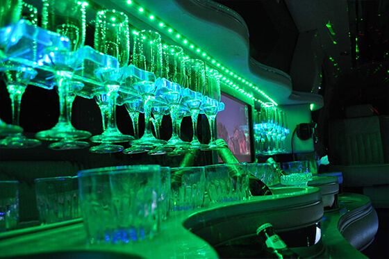 insfiniti limo